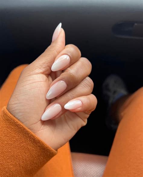 uñas almendradas nude|HERMOSAS UÑAS NUDE 【+ 25 ideas para no verte aburrida】